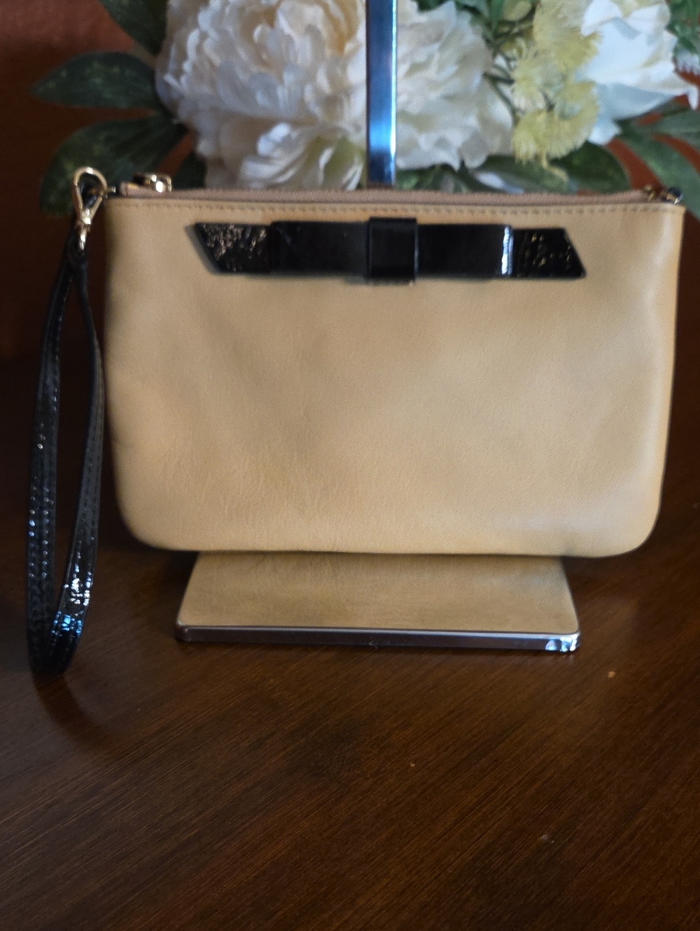 Kate Spade Chelsea Park Lolly Wristlet
